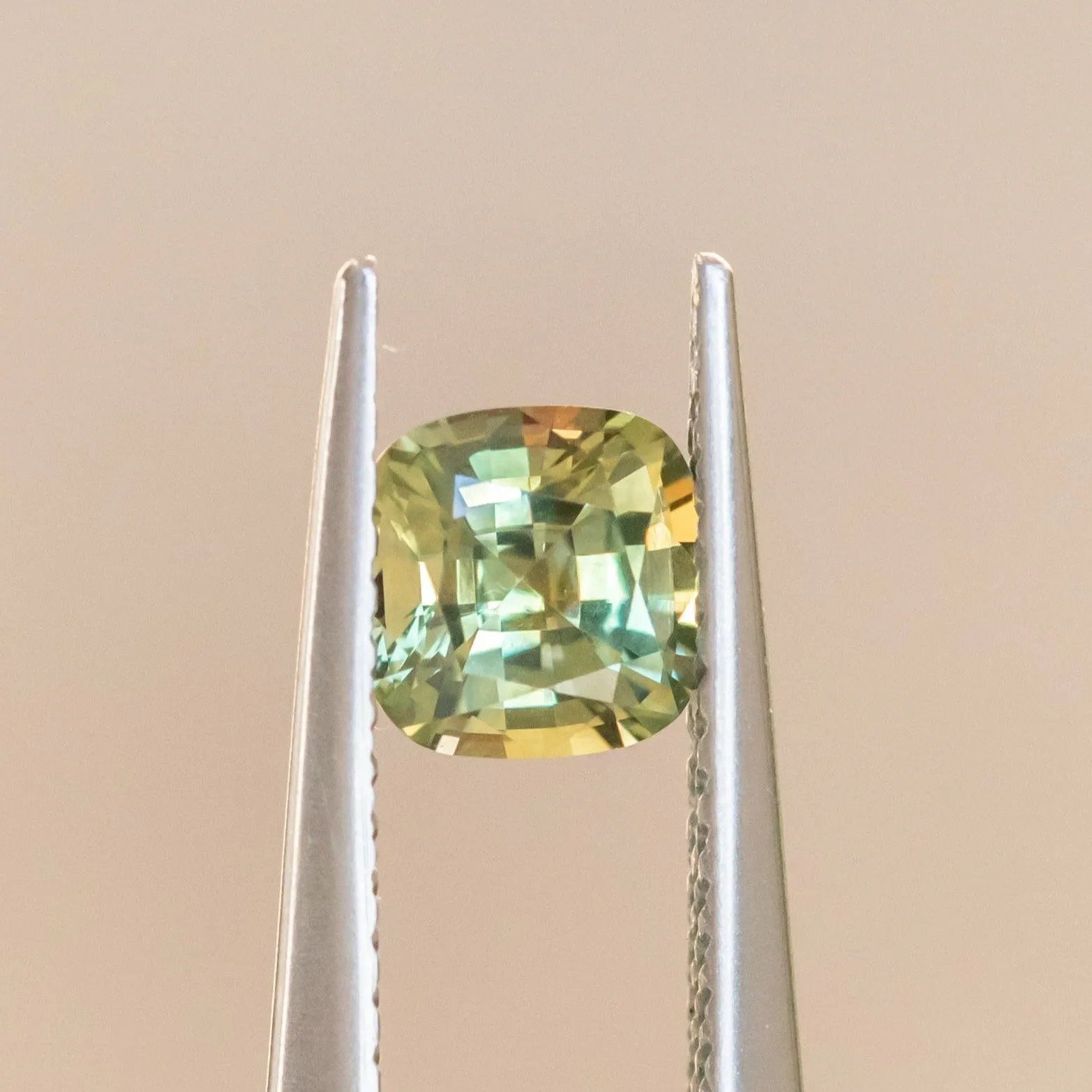 0.80CT CUSHION CUT MONTANA SAPPHIRE, PARTI SPRING GREEN WITH LIGHT BLUE, 5.31X3.56MM