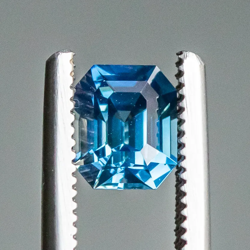 1.38CT EMERALD CUT MADAGASCAR SAPPHIRE, OCEAN BLUE, 6.71X5.51X4.12MM