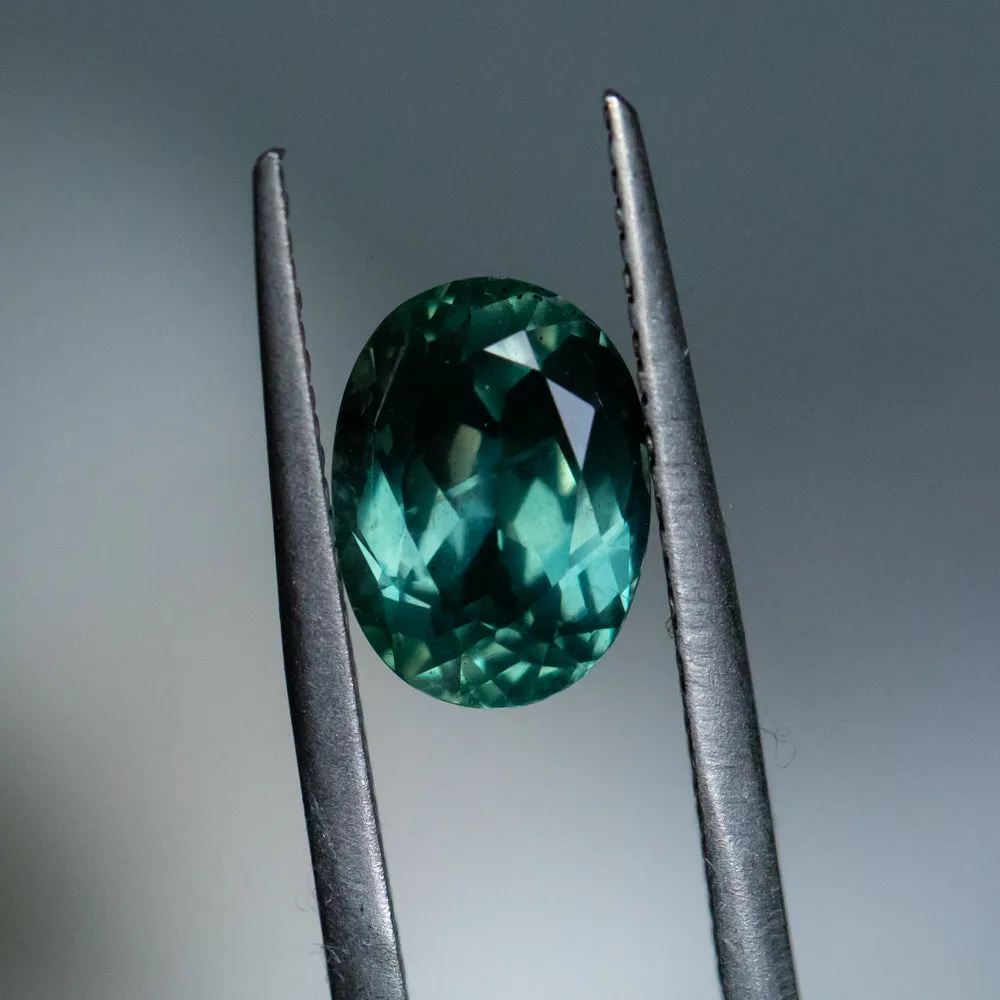 3.0CT OVAL AUSTRALIAN SAPPHIRE, UNTREATED, MEDIUM TEAL BLUE GREEN, 9.54X7.06X5.02MM