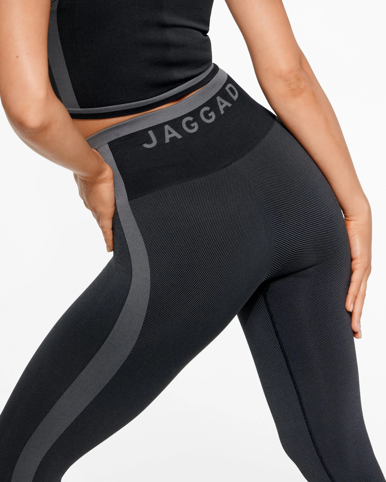 AERIAL SEAMLESS FULL LENGTH LEGGING BLACK