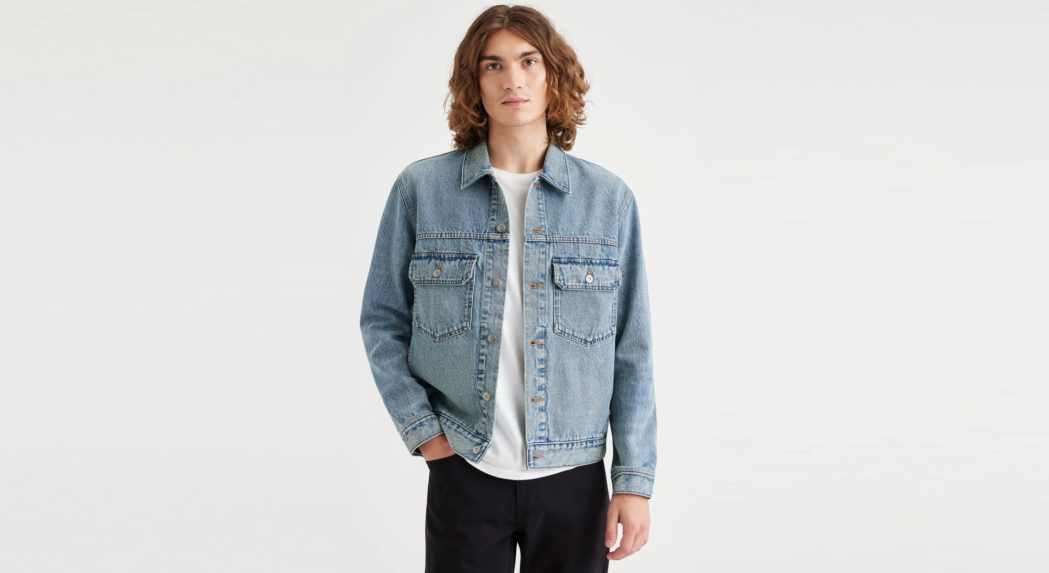 Mens Classic Regular Fit Trucker Jacket - Versatile Denim Outerwear for All Seasons