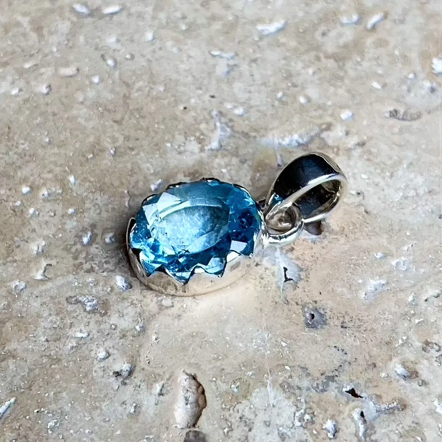 Topaz Hand Faceted Oval Pendant - Melita